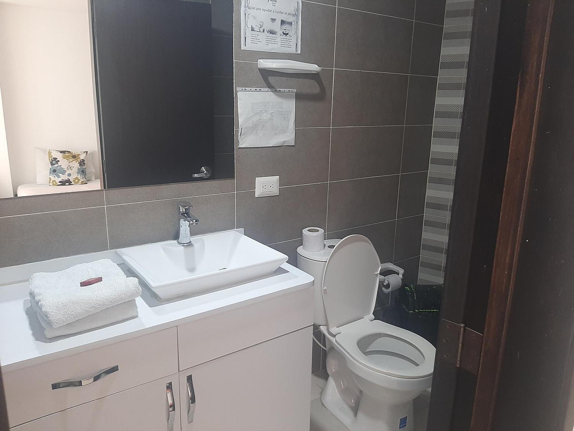 Hotel Aussie Koala Armenia  Bagian luar foto