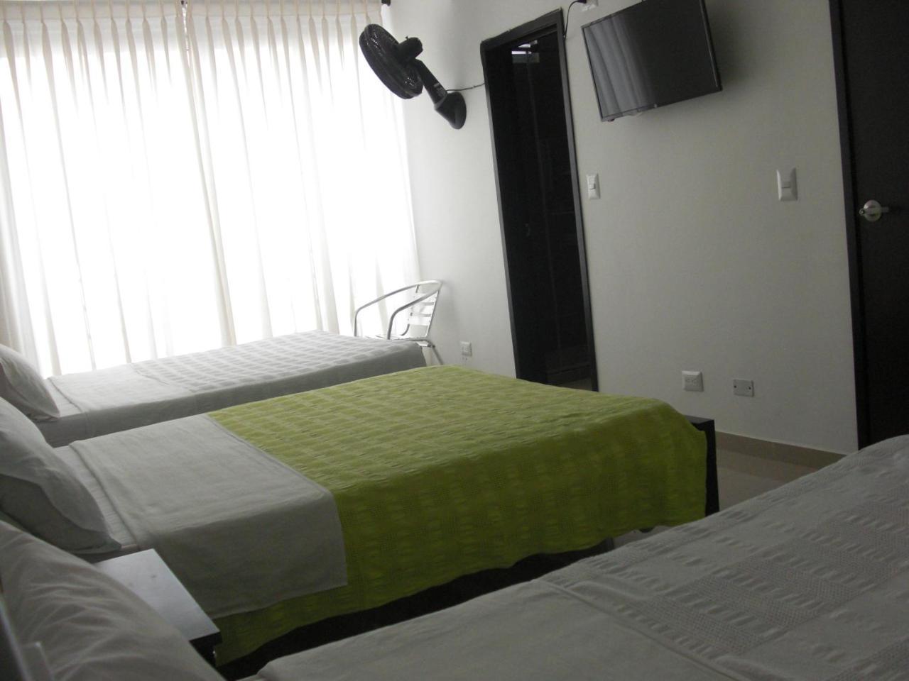 Hotel Aussie Koala Armenia  Bagian luar foto