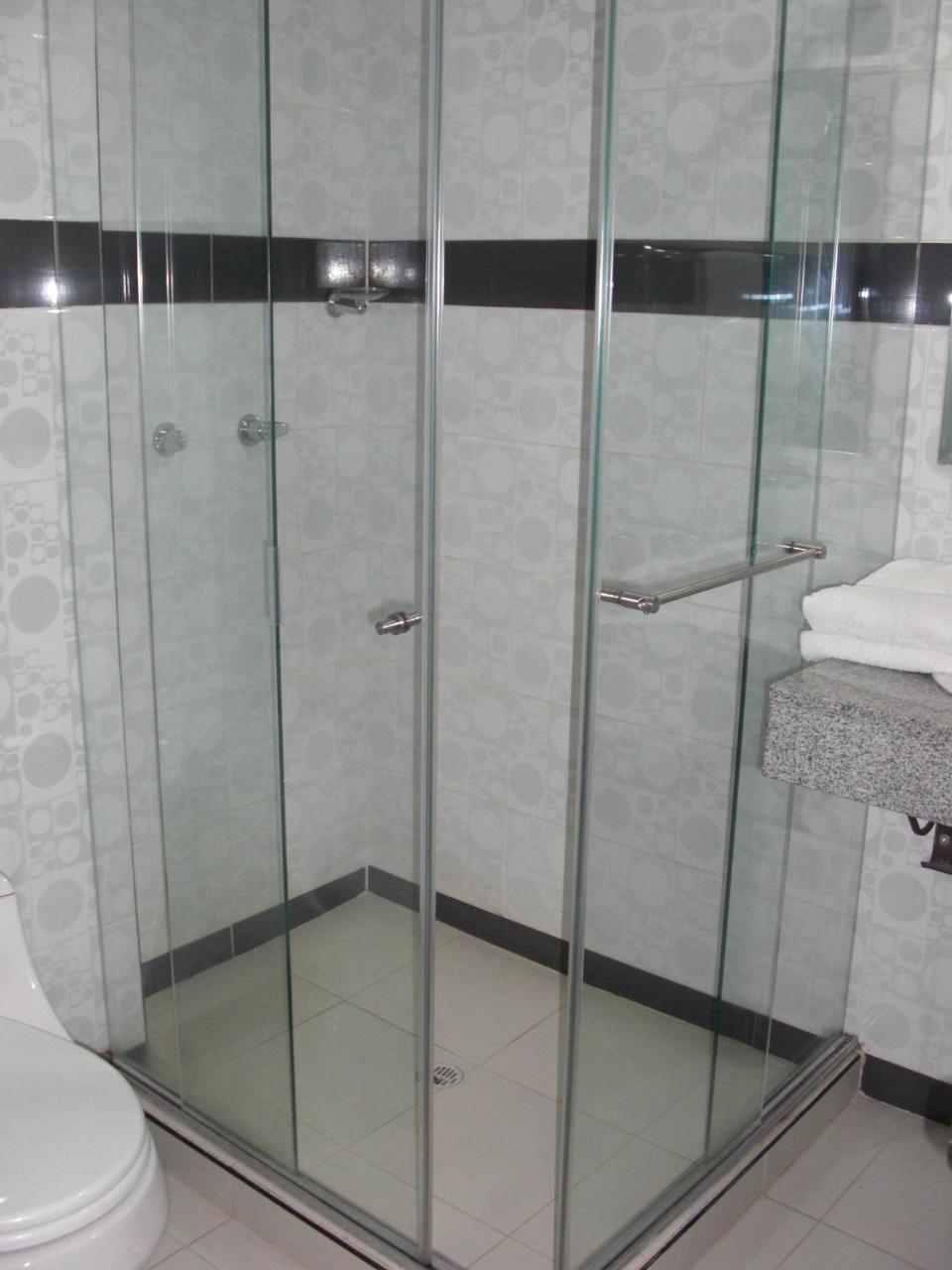 Hotel Aussie Koala Armenia  Bagian luar foto
